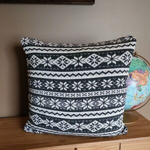 Well Dressed Home Patterned Throw Pillow Cover